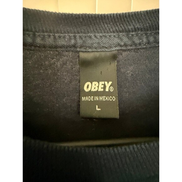 Men’s OBEY  E Pluribus Venom 1989 Snake Navy Graphic Shirt Size Large - Picture 3 of 6